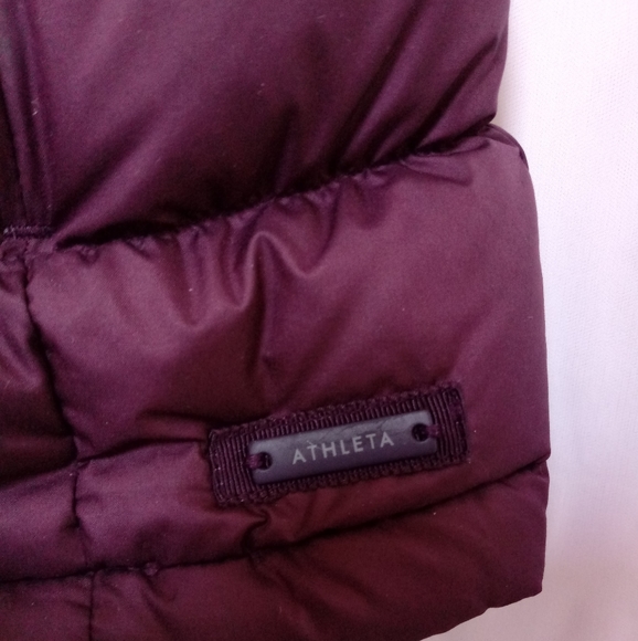 Athleta Downabout Asymmetrical Zip Puffer Down Vest XXS - Picture 8 of 11